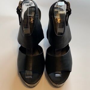 Mossimo Black/Tan Wedge Sandals Size9